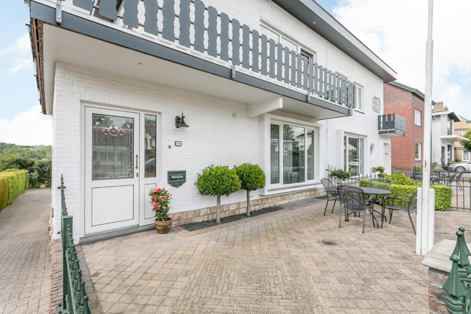 Panorama Sousberg Appartementen Schin op Geul Exterior foto